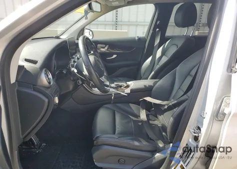 2016 Mercedes-Benz Glc 300 4Matic from USA, damaged, VIN WDC0G4KB5GF074274